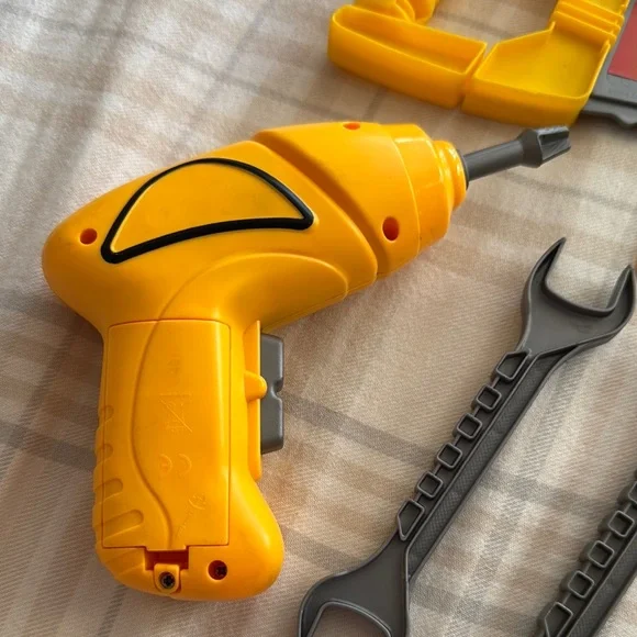 10 PC - Kids Toy Tool Set - Picture 10 of 11